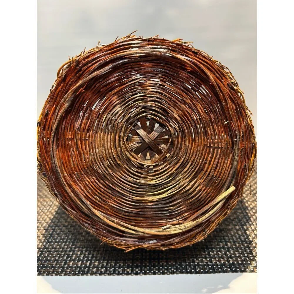 Small woven basket
